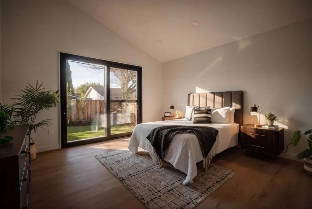 806 Emily Drive Mountain View, CA 94043