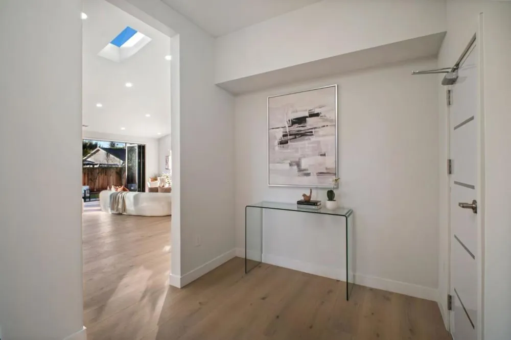 806 Emily Drive Mountain View, CA 94043