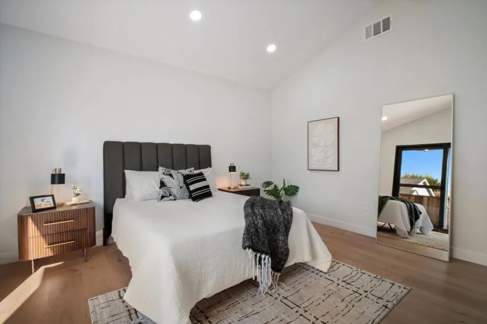 806 Emily Drive Mountain View, CA 94043