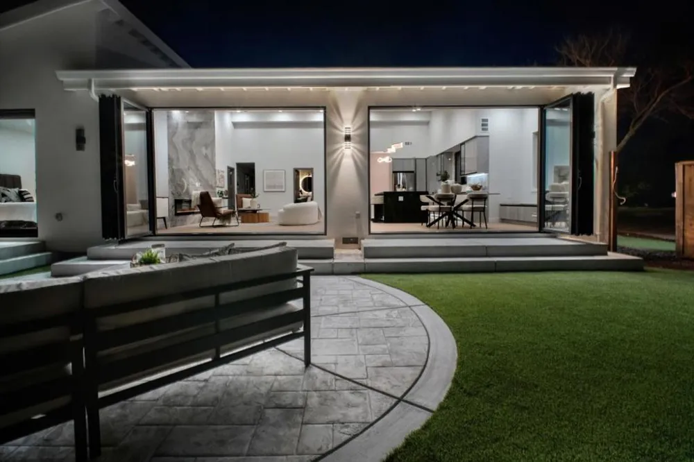 806 Emily Drive Mountain View, CA 94043
