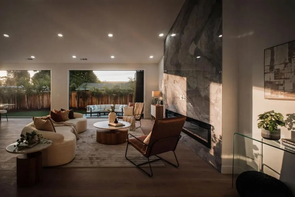 806 Emily Drive Mountain View, CA 94043