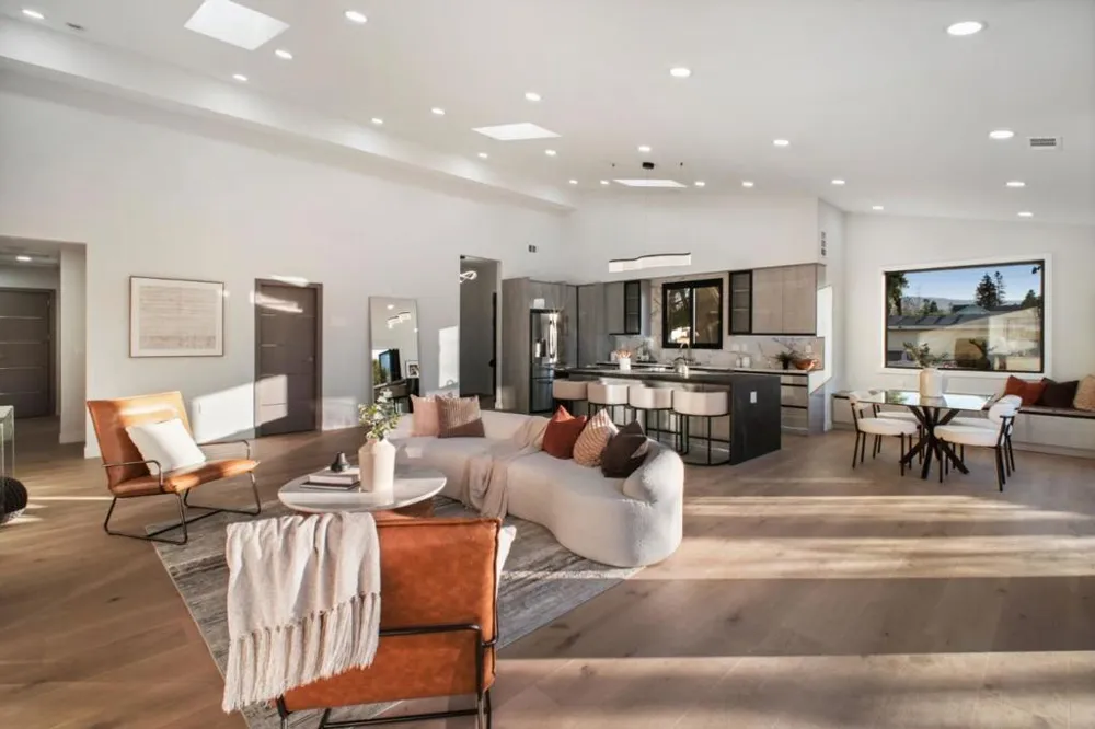 806 Emily Drive Mountain View, CA 94043