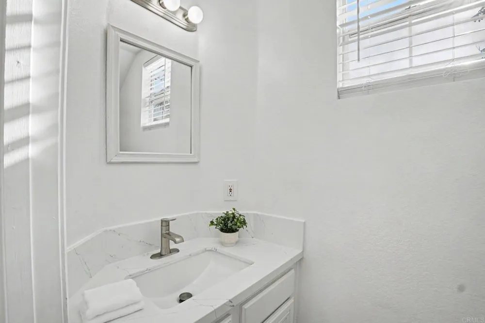 1138 Calle Dulce Chula Vista, CA 91910