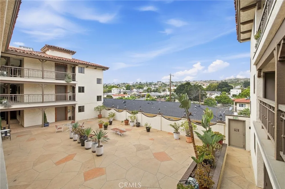 1150 W 13th Street #206 San Pedro, CA 90731