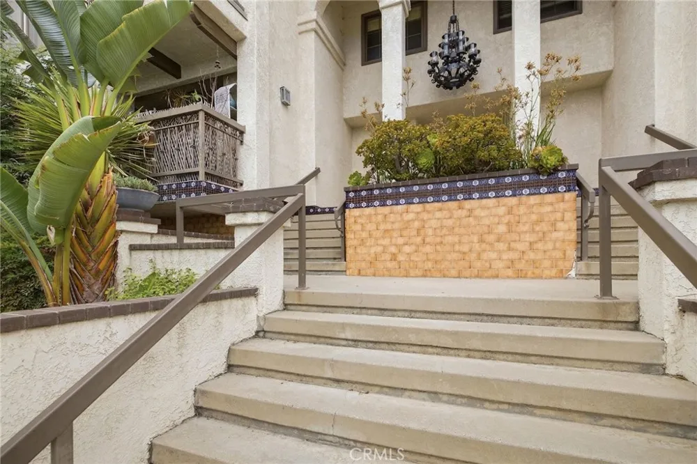 1150 W 13th Street #206 San Pedro, CA 90731