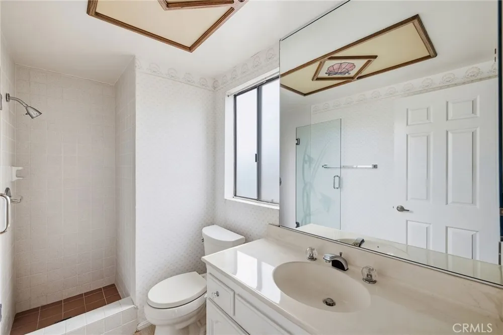 1150 W 13th Street #206 San Pedro, CA 90731