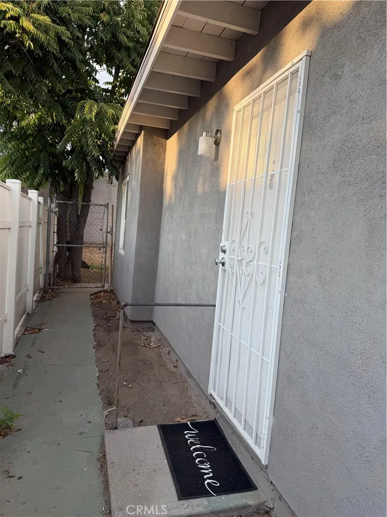 114 E Court San Bernardino, CA 92410