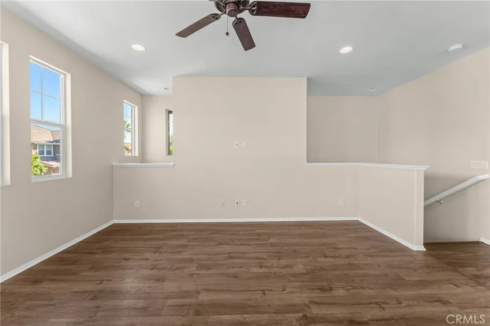 16001 Chase Fontana, CA 92336