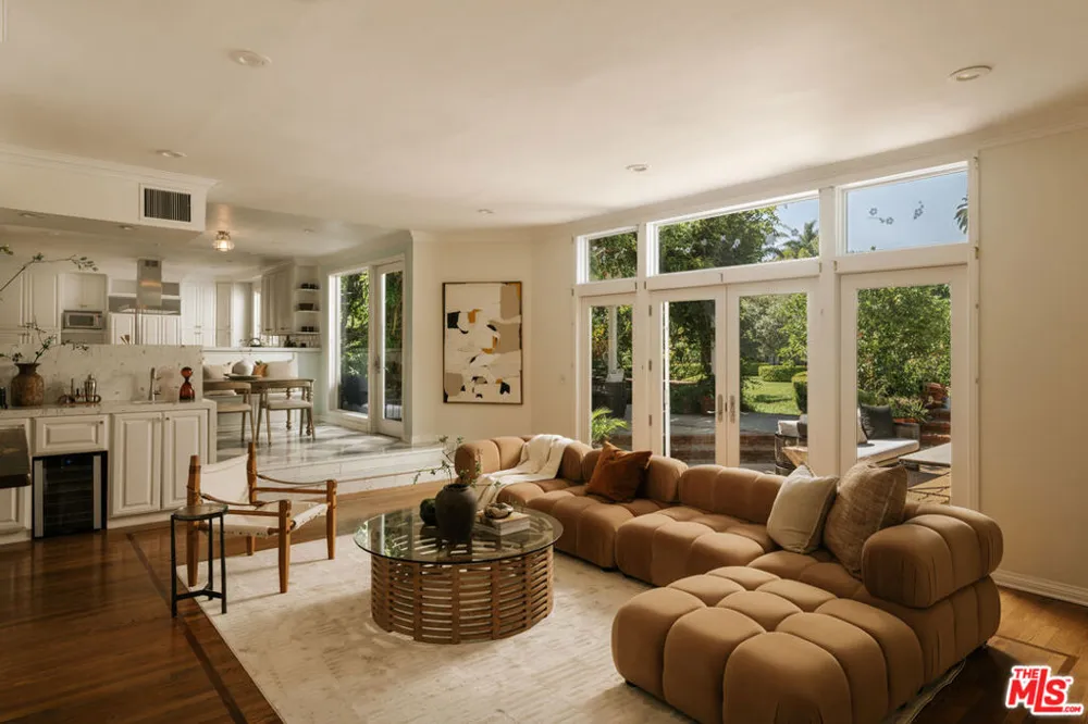 143 Marguerita Avenue Santa Monica, CA 90402