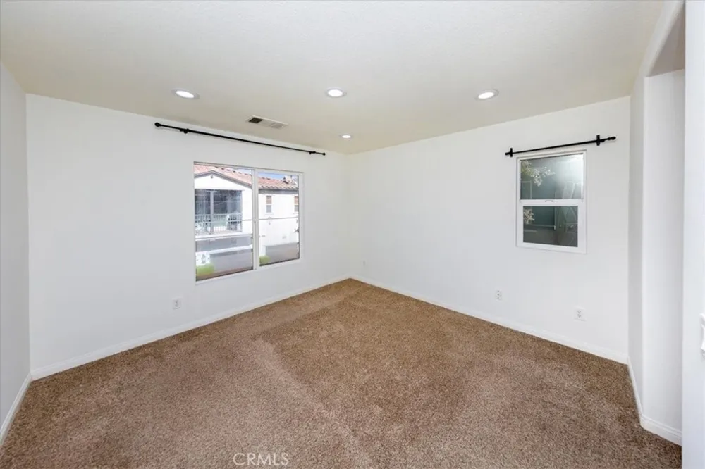28440 Mirabelle Saugus, CA 91350