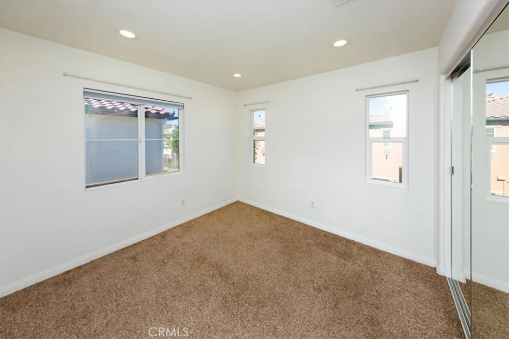 28440 Mirabelle Saugus, CA 91350