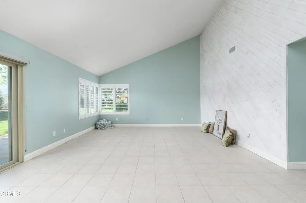 20194 Village 20 Camarillo, CA 93012