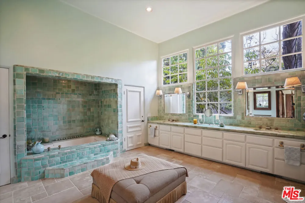 7332 Birdview Avenue Malibu, CA 90265