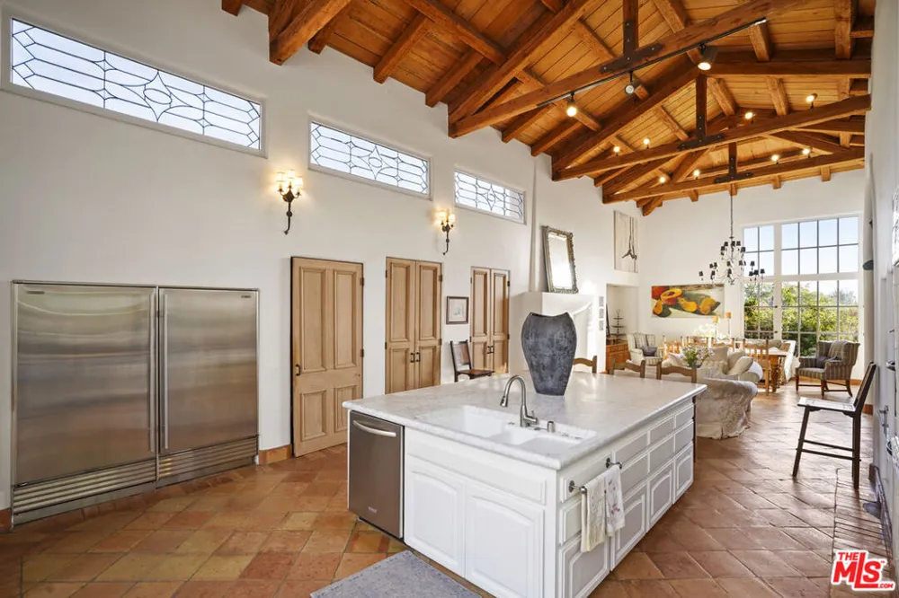 7332 Birdview Avenue Malibu, CA 90265