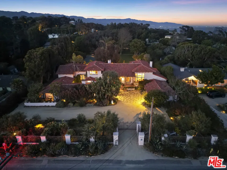 7332 Birdview Avenue Malibu, CA 90265