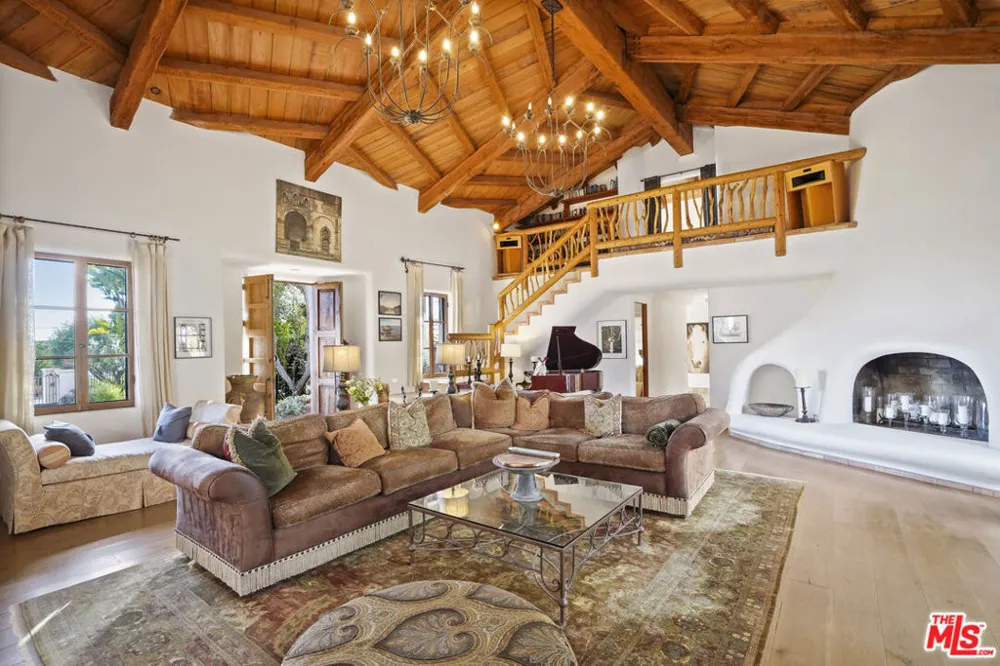 7332 Birdview Avenue Malibu, CA 90265