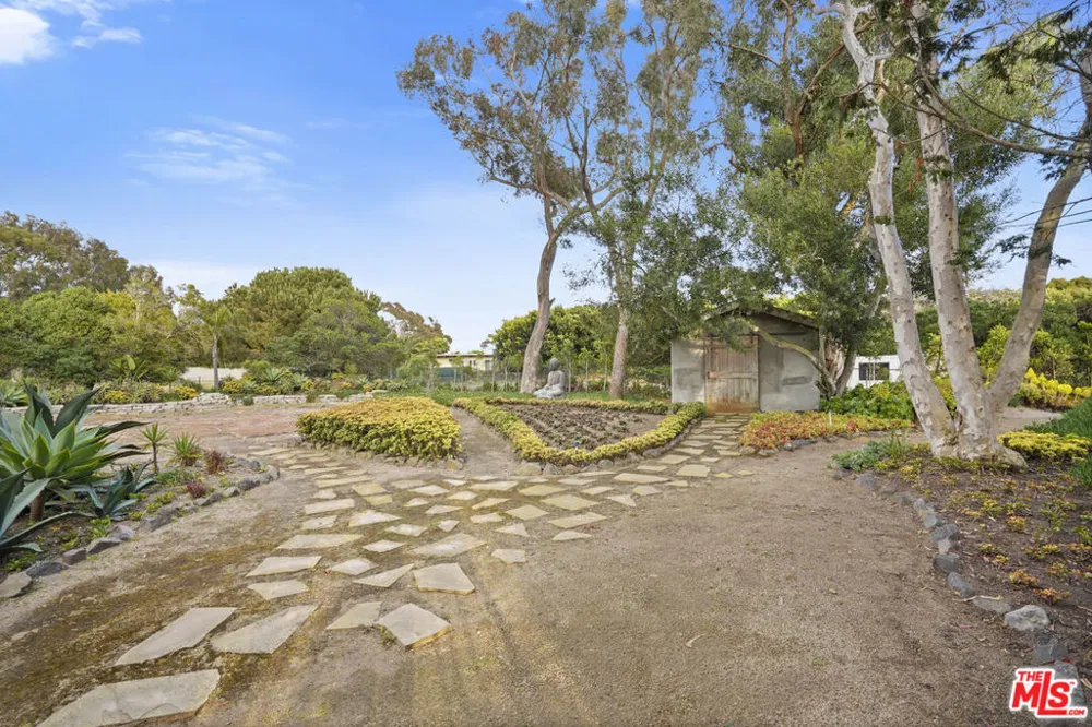 7332 Birdview Avenue Malibu, CA 90265