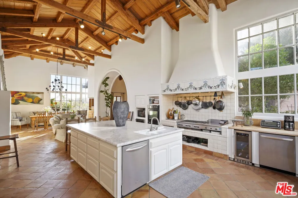 7332 Birdview Avenue Malibu, CA 90265