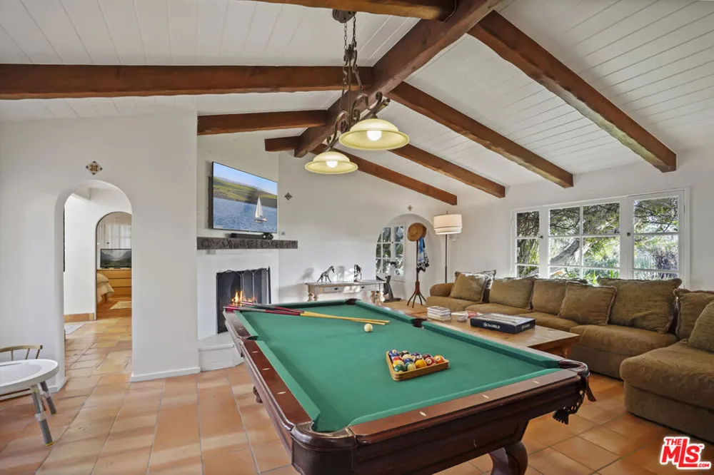 7332 Birdview Avenue Malibu, CA 90265