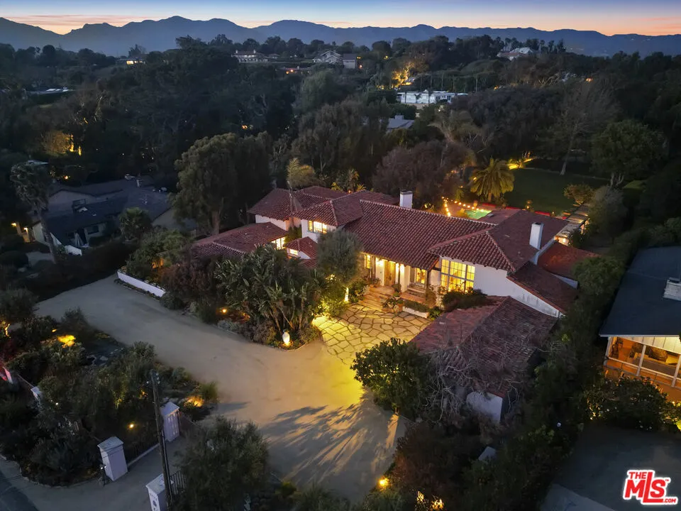 7332 Birdview Avenue Malibu, CA 90265