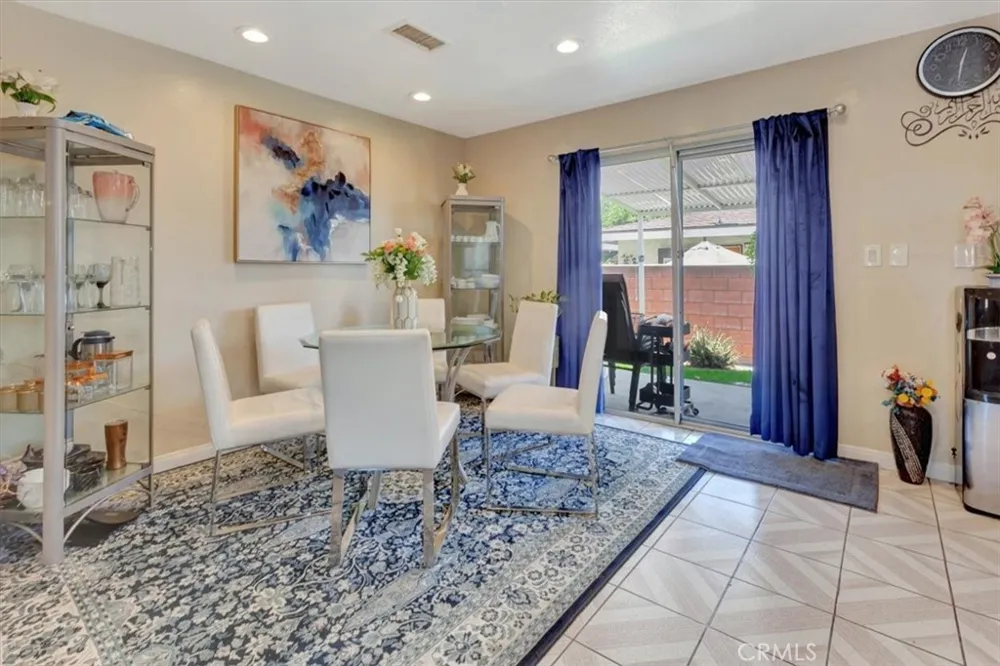 12725 Barlin Avenue Downey, CA 90242