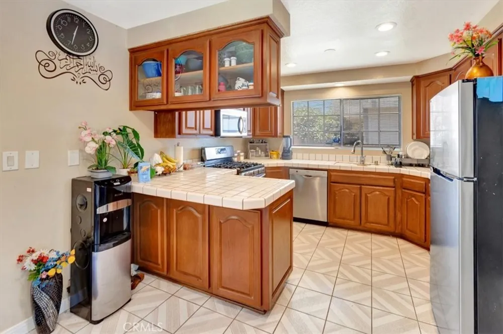 12725 Barlin Avenue Downey, CA 90242