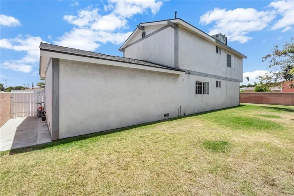 12725 Barlin Avenue Downey, CA 90242