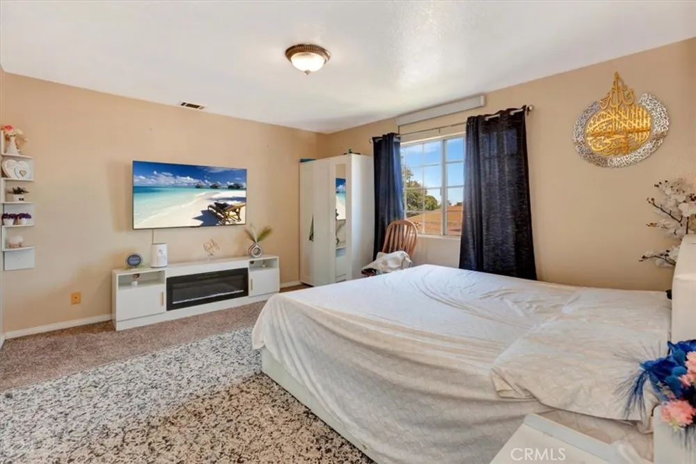 12725 Barlin Avenue Downey, CA 90242