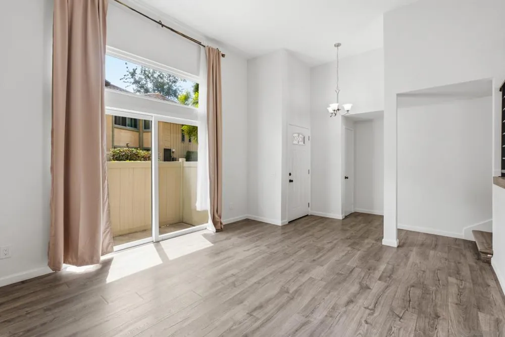 7734 Nightingale San Diego, CA 92123