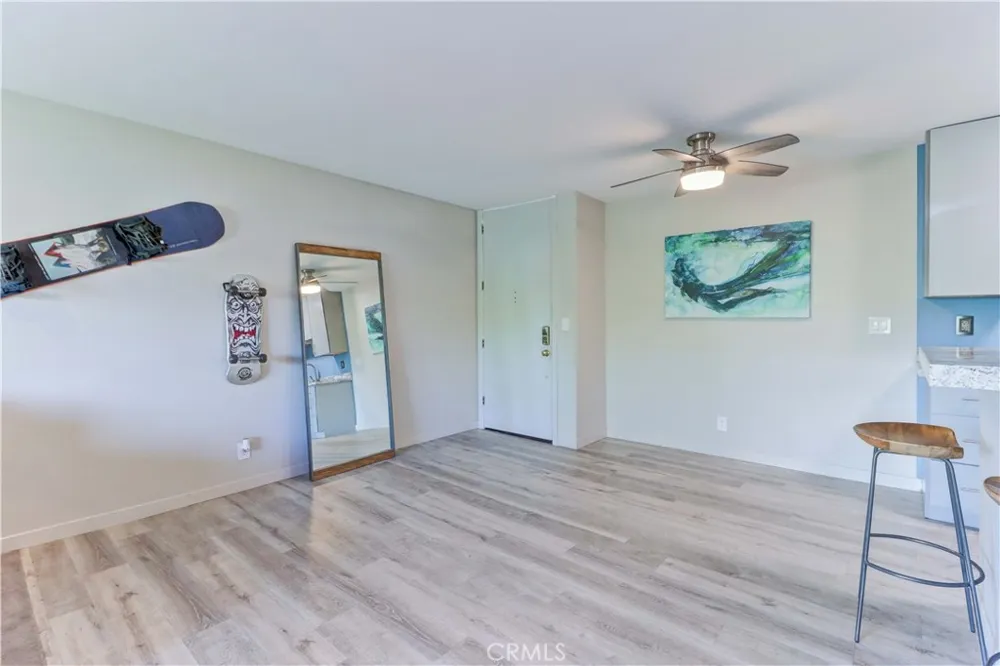576 Bellflower Boulevard #303 Long Beach, CA 90814