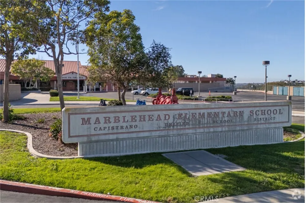 1048 Calle Del Cerro #501 San Clemente, CA 92672