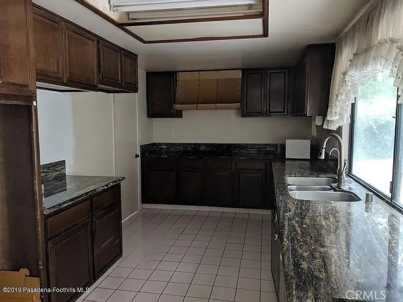2300 Remora Rowland Heights, CA 91748