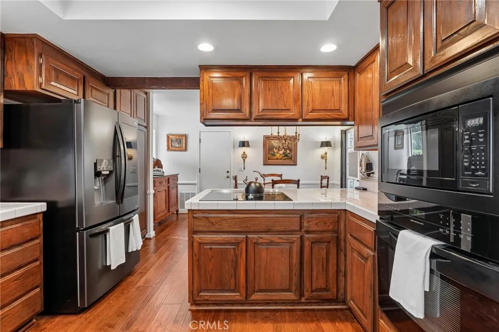 27 Mela Lane Rancho Palos Verdes, CA 90275