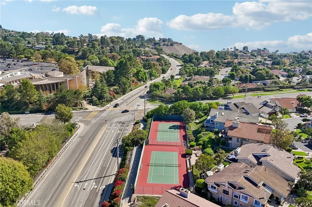 27 Mela Lane Rancho Palos Verdes, CA 90275