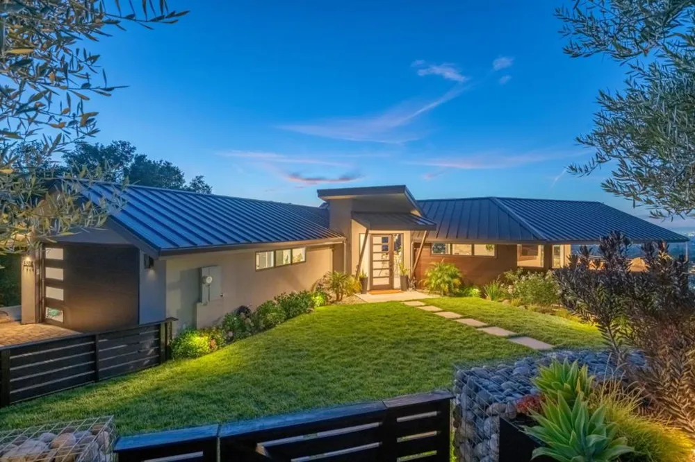 17808 Tourney Road Los Gatos, CA 95030