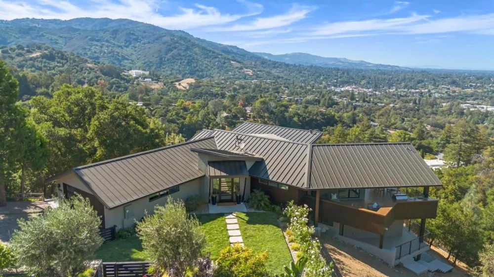 17808 Tourney Road Los Gatos, CA 95030