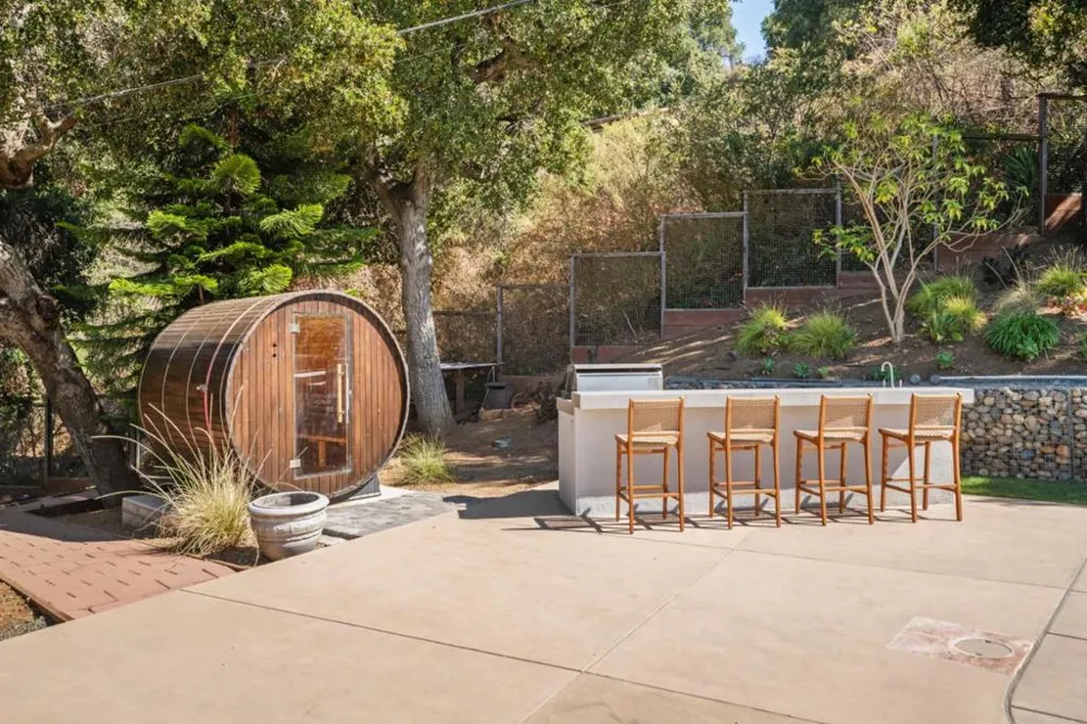 17808 Tourney Road Los Gatos, CA 95030