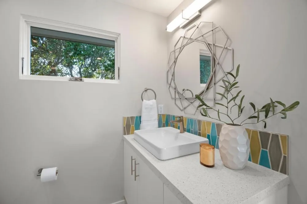 17808 Tourney Road Los Gatos, CA 95030