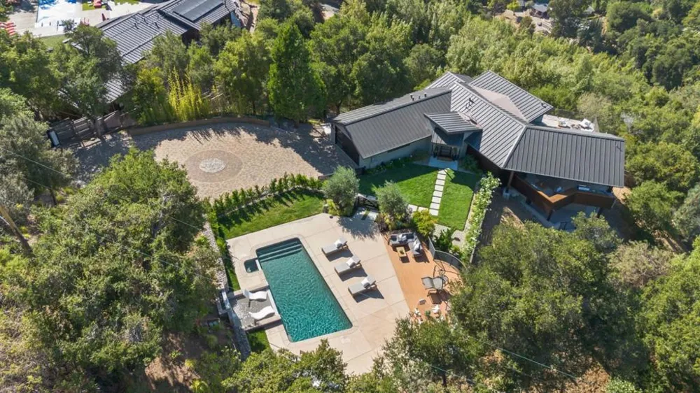 17808 Tourney Road Los Gatos, CA 95030