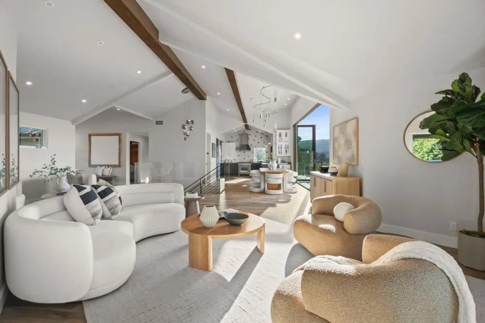 17808 Tourney Road Los Gatos, CA 95030
