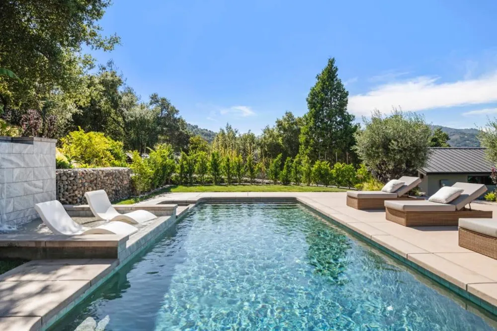 17808 Tourney Road Los Gatos, CA 95030