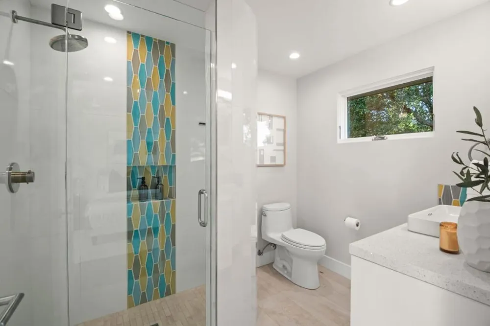 17808 Tourney Road Los Gatos, CA 95030