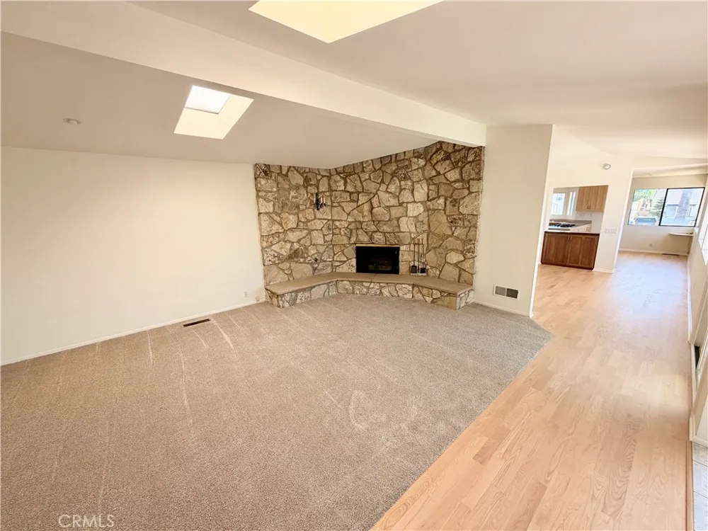 220 W Avenida Cordoba San Clemente, CA 92672