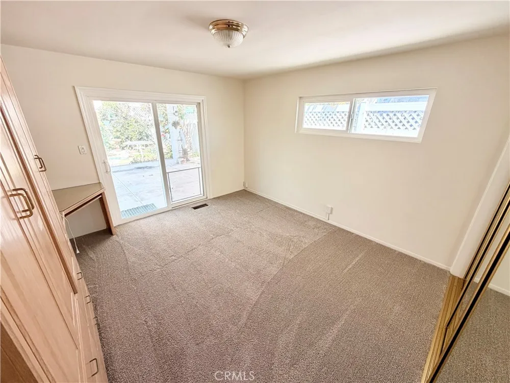 220 W Avenida Cordoba San Clemente, CA 92672