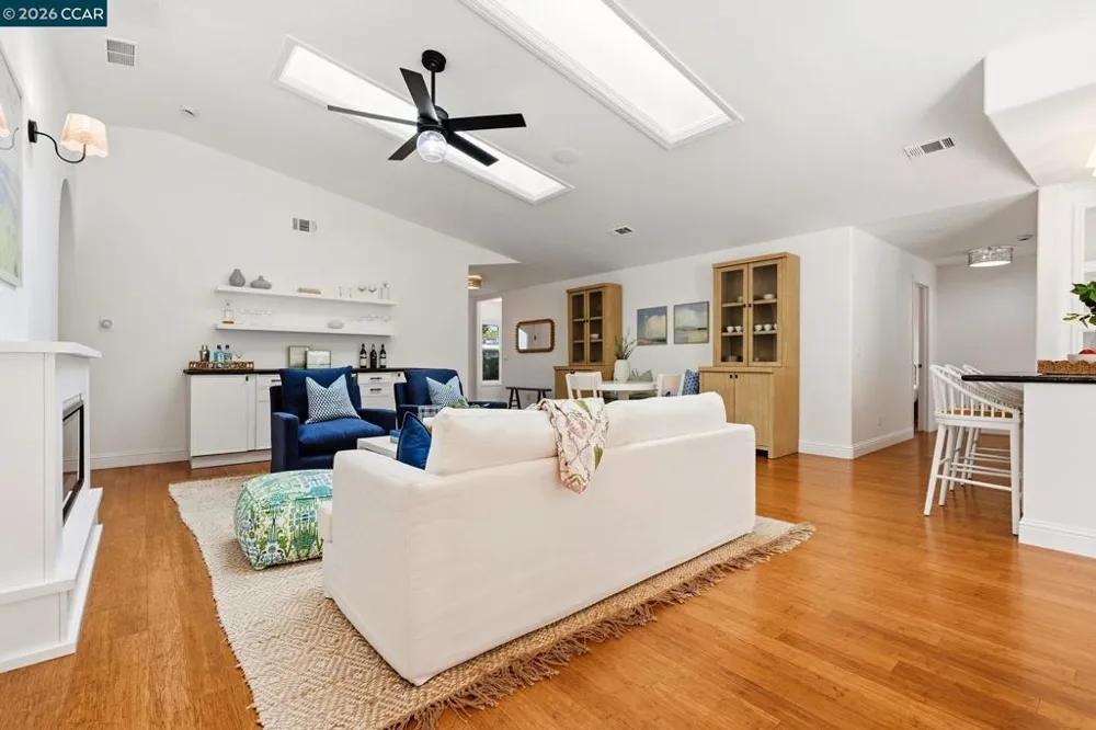 2643 Buena Vista Ave Walnut Creek, CA 94597