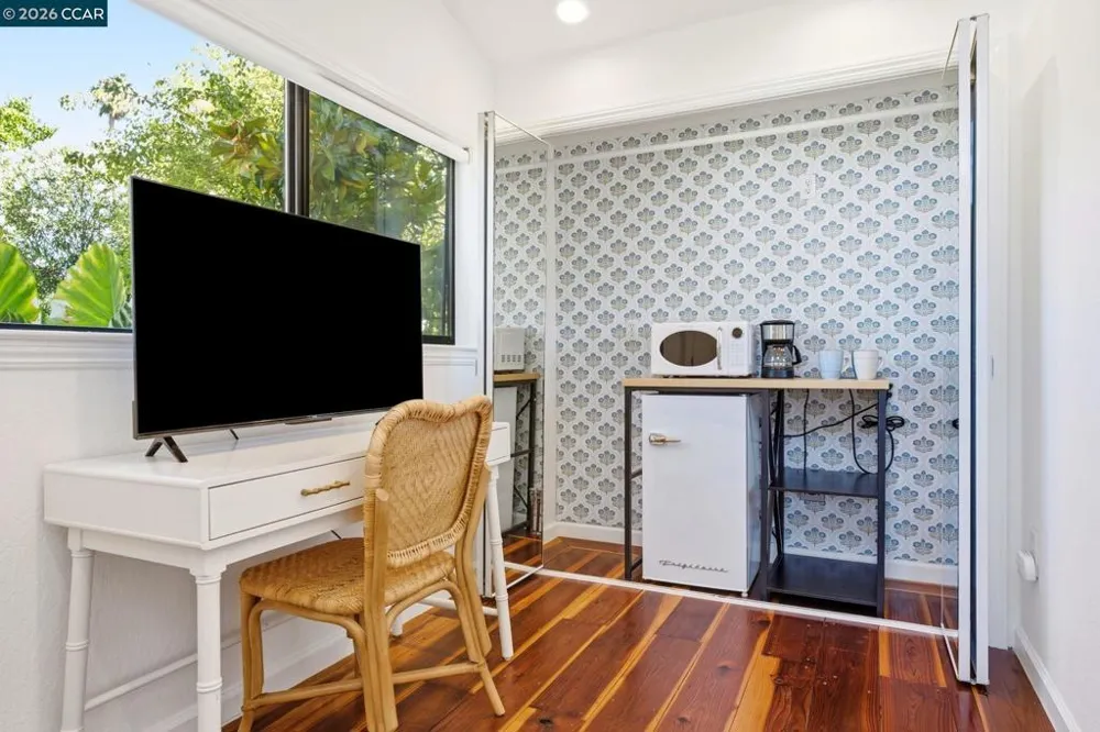 2643 Buena Vista Ave Walnut Creek, CA 94597