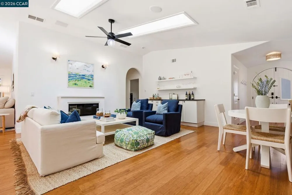 2643 Buena Vista Ave Walnut Creek, CA 94597