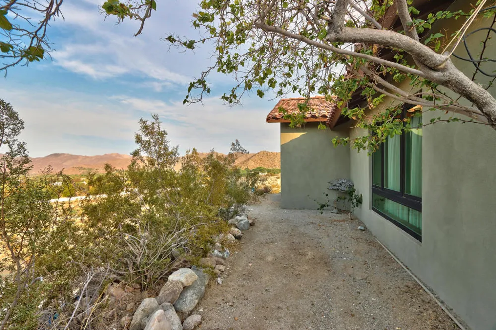 71475 Jaguar Way Palm Desert, CA 92260