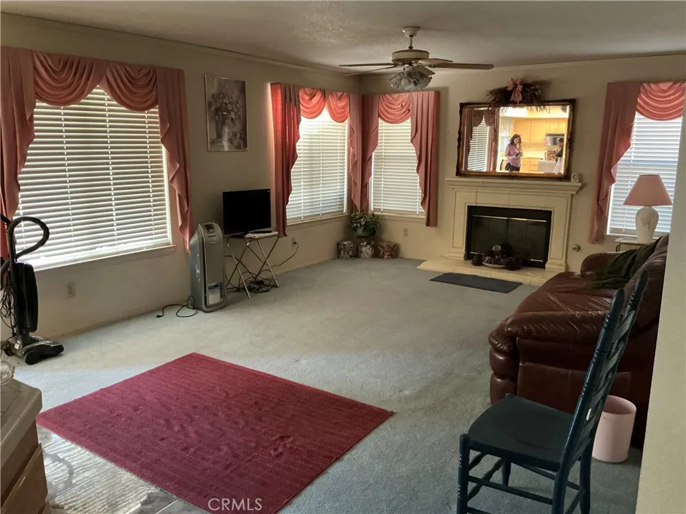 20404 Half Moon Court Apple Valley, CA 92308
