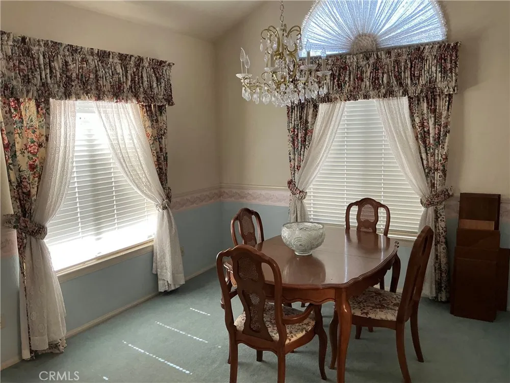 20404 Half Moon Court Apple Valley, CA 92308